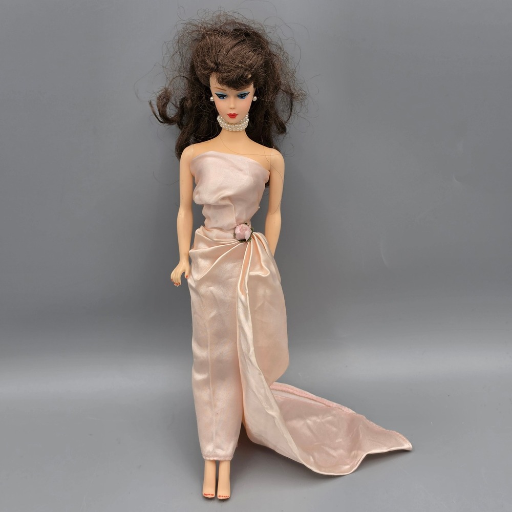 Mattel Barbie Doll Female 11.5in Peach Satin Gown Vintage Style Brunette 1993